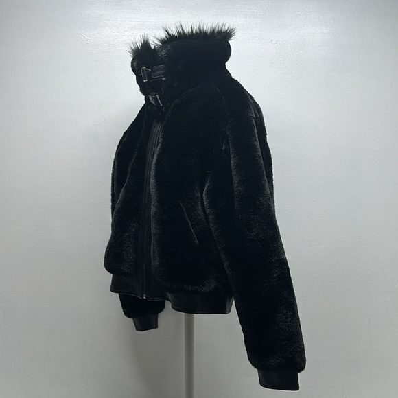 Blanknyc Black Noise Faux Fur Bomber Jacket Furry Moto Coat Vegan Size Large - Picture 8 of 11